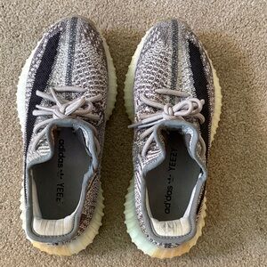 adidas Yeezy Boost 350 V2 Grey Black Cream